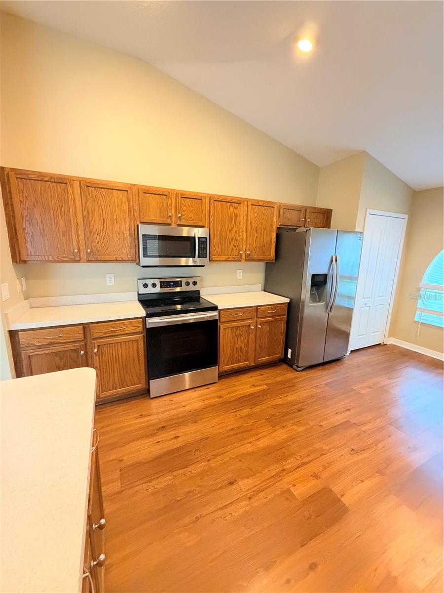 7516 TOWER BRIDGE DR — photo 6