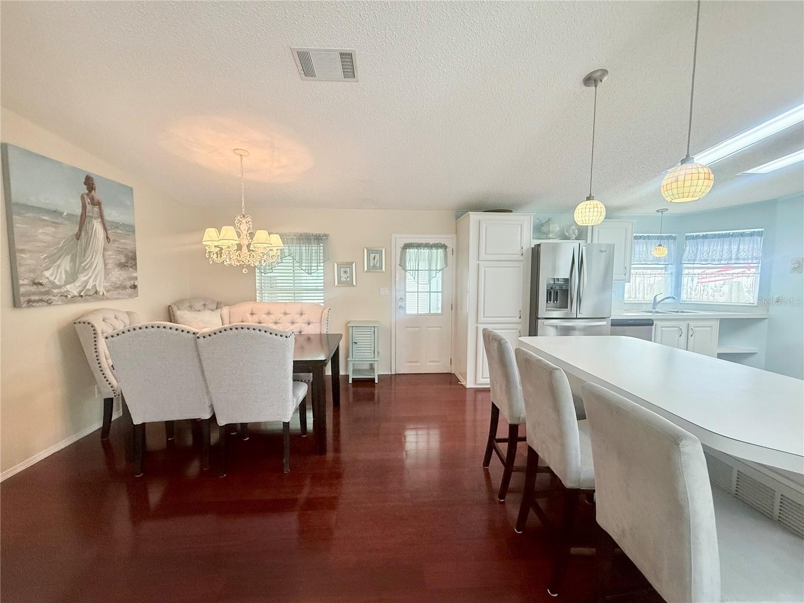 8713 E 28TH AVE — photo 14