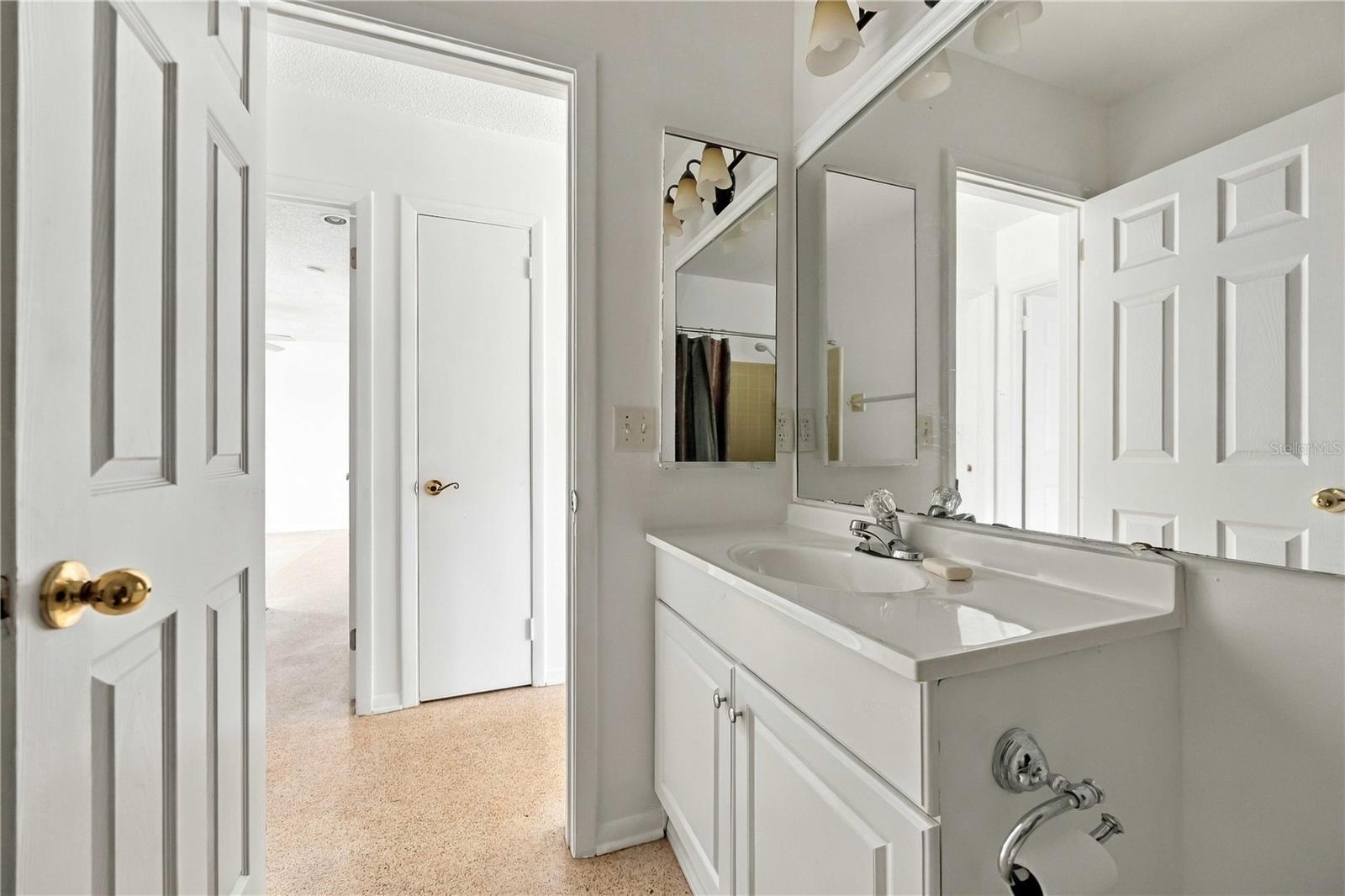 4331 S BISCAYNE DR — photo 32