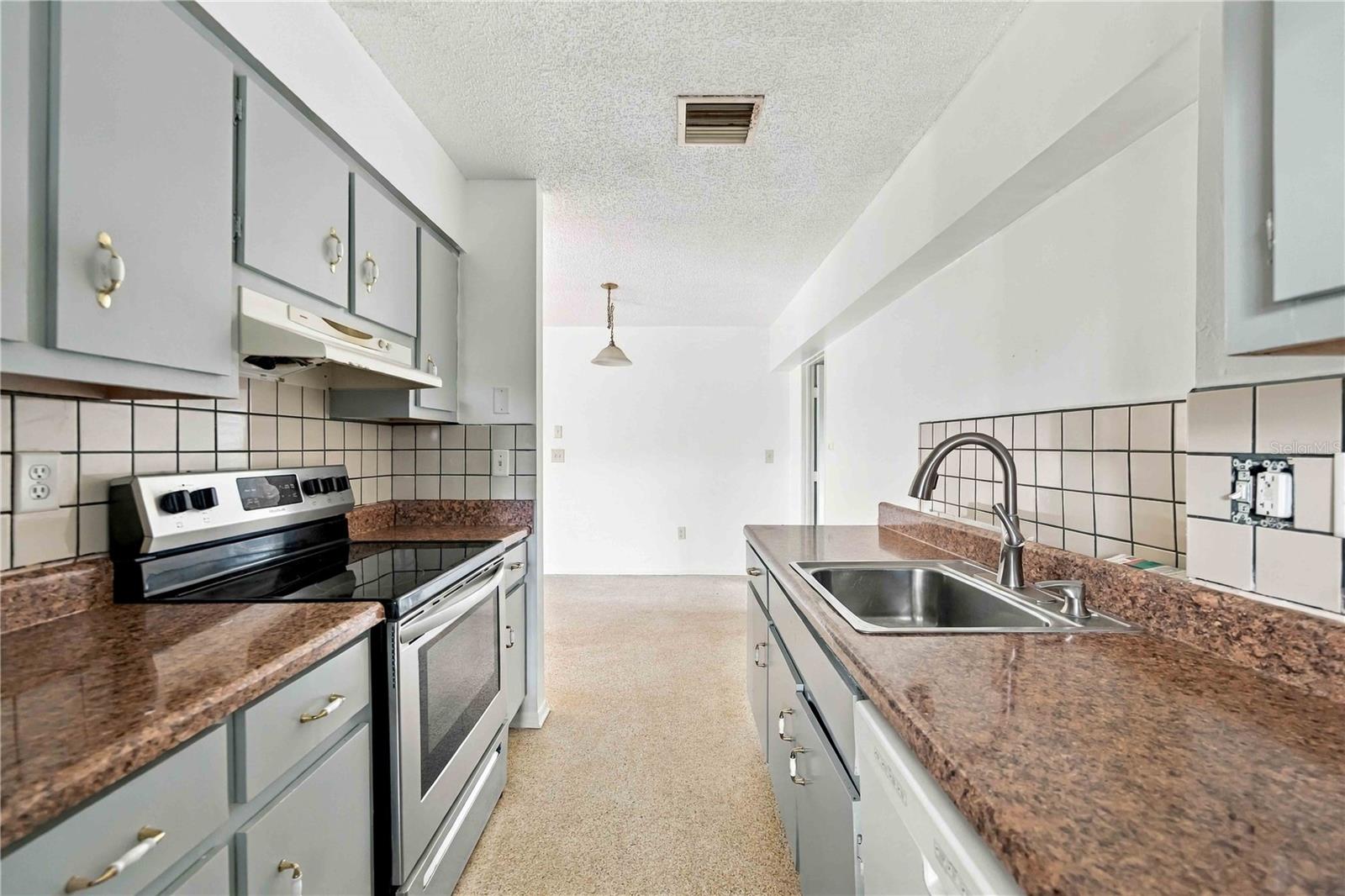 4331 S BISCAYNE DR — photo 18
