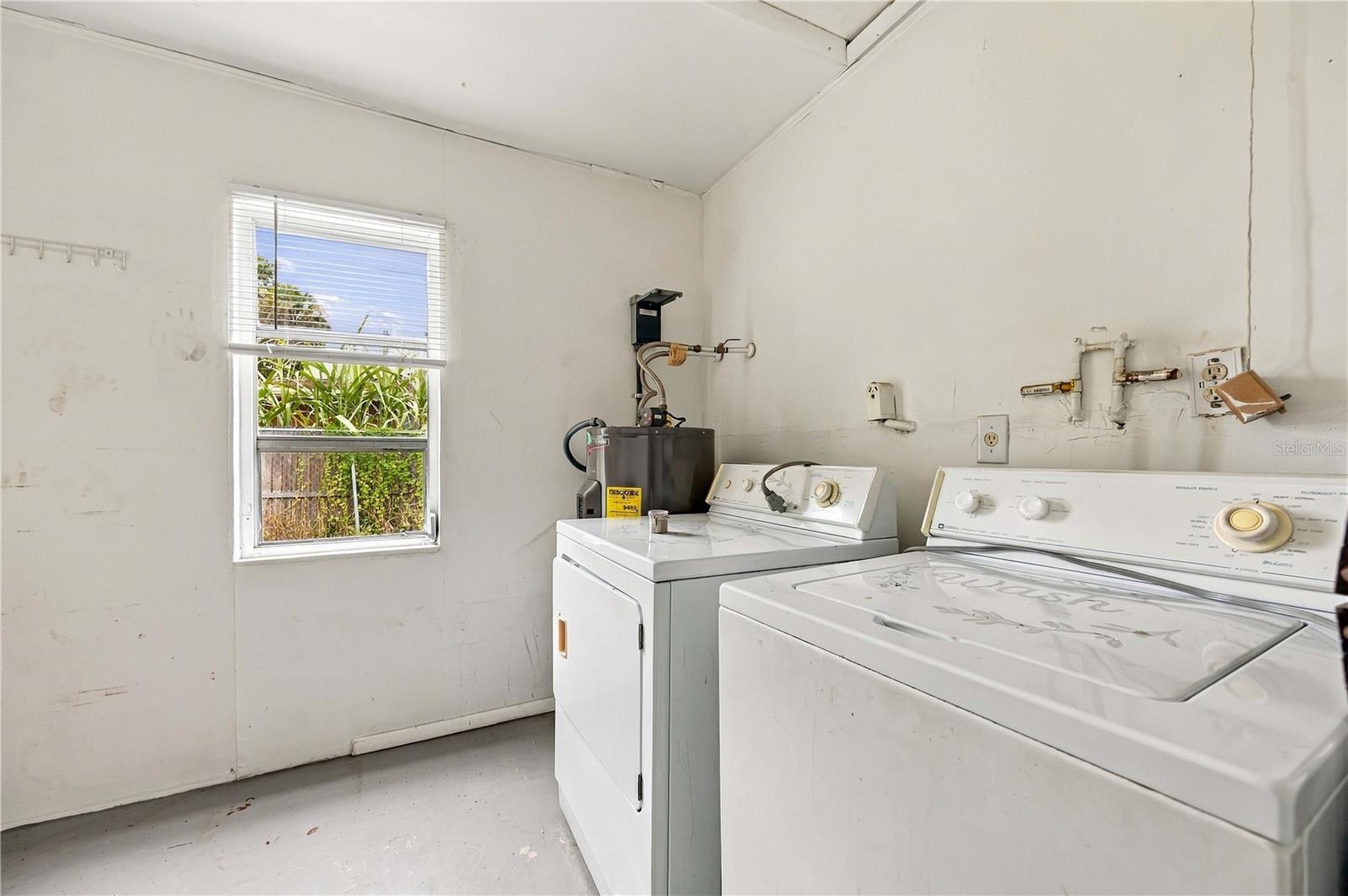 4331 S BISCAYNE DR — photo 23