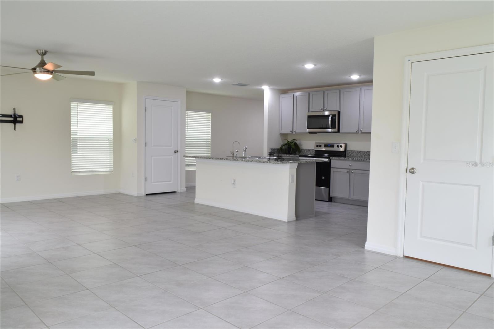 12106 DOWNY BIRCH DR — photo 2