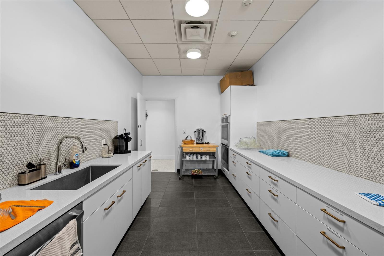 2401 BAYSHORE BLVD #203 — photo 47