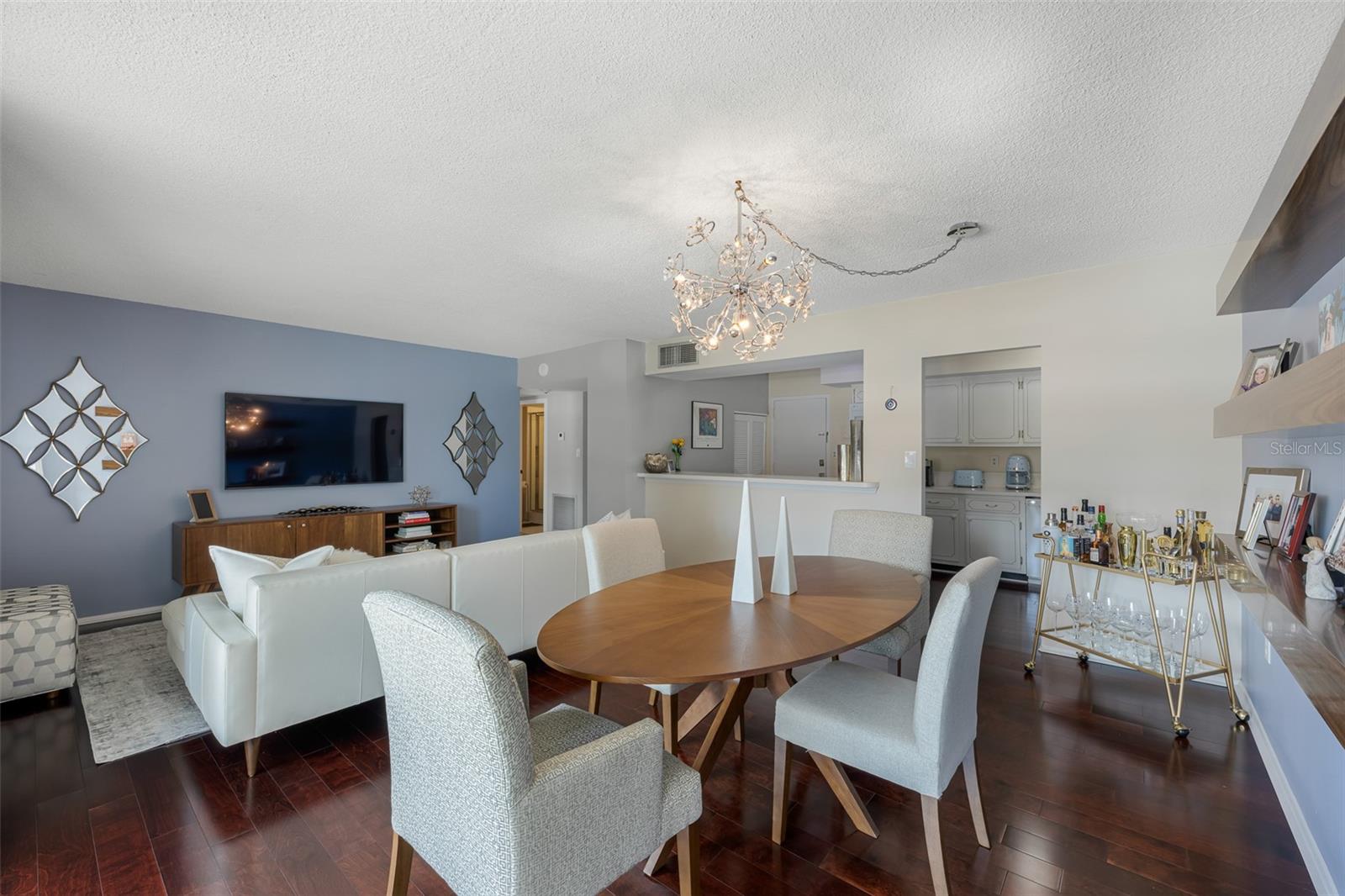 2401 BAYSHORE BLVD #203 — photo 9