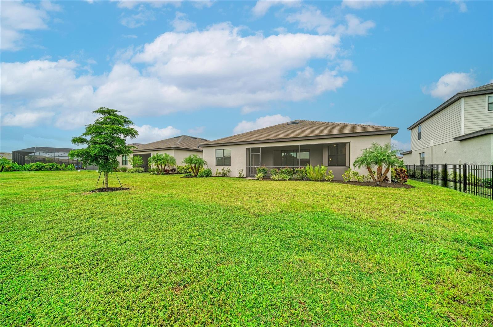 15332 SERENE SHORES LOOP — photo 50