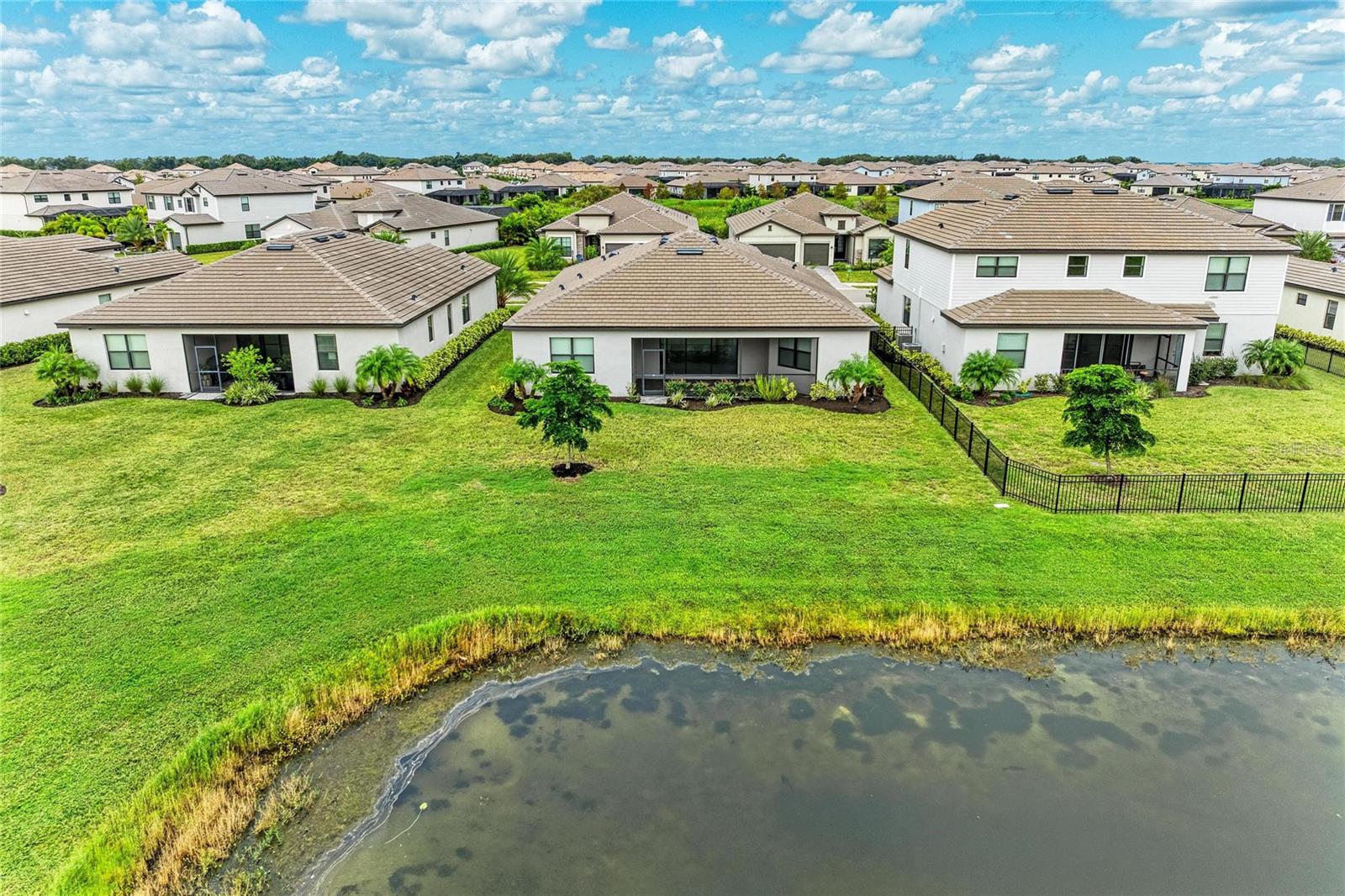 15332 SERENE SHORES LOOP — photo 52