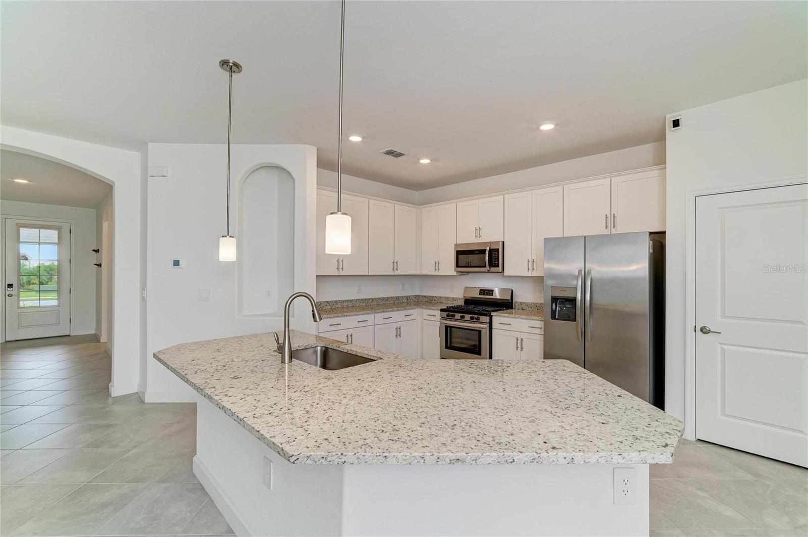 15332 SERENE SHORES LOOP — photo 24