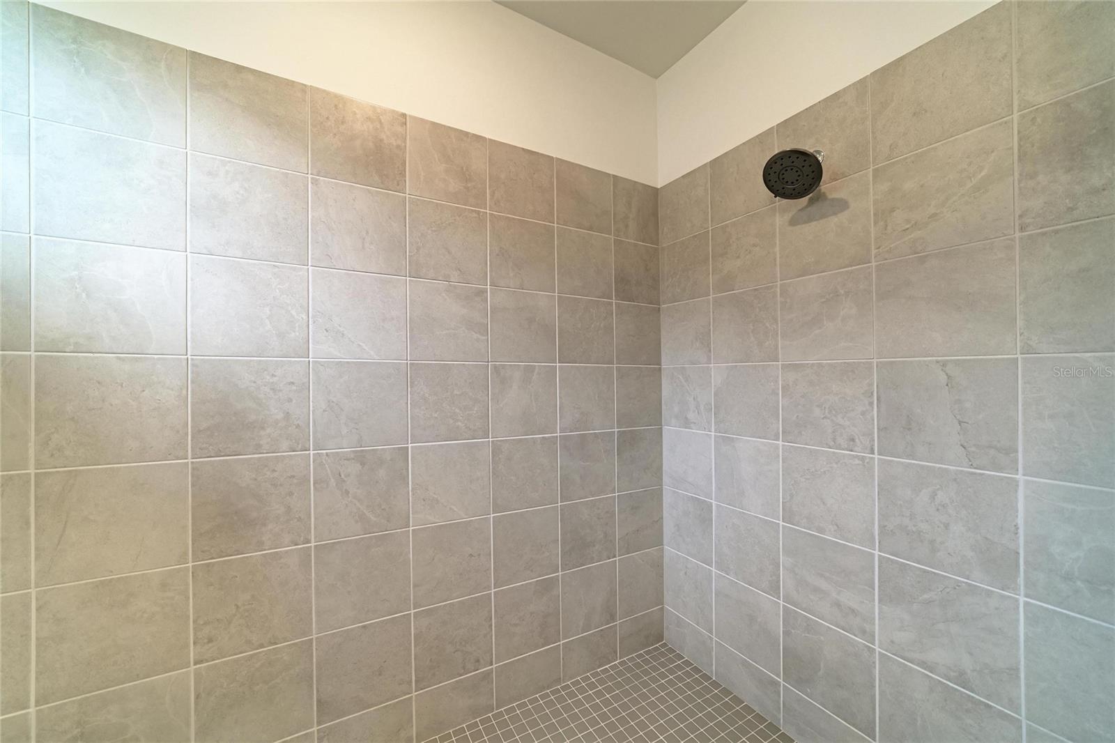 15332 SERENE SHORES LOOP — photo 36