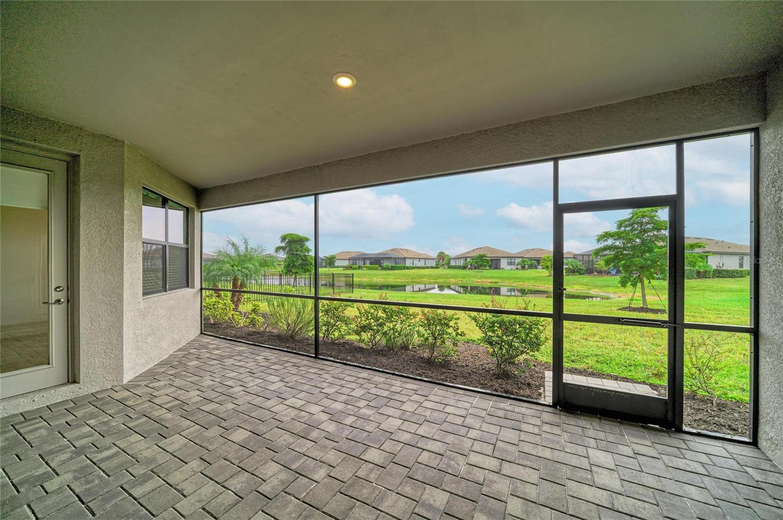 15332 SERENE SHORES LOOP — photo 46