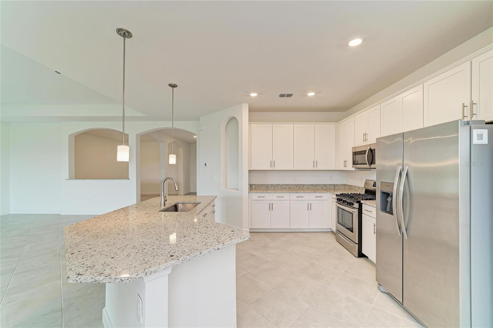 15332 SERENE SHORES LOOP — photo 25