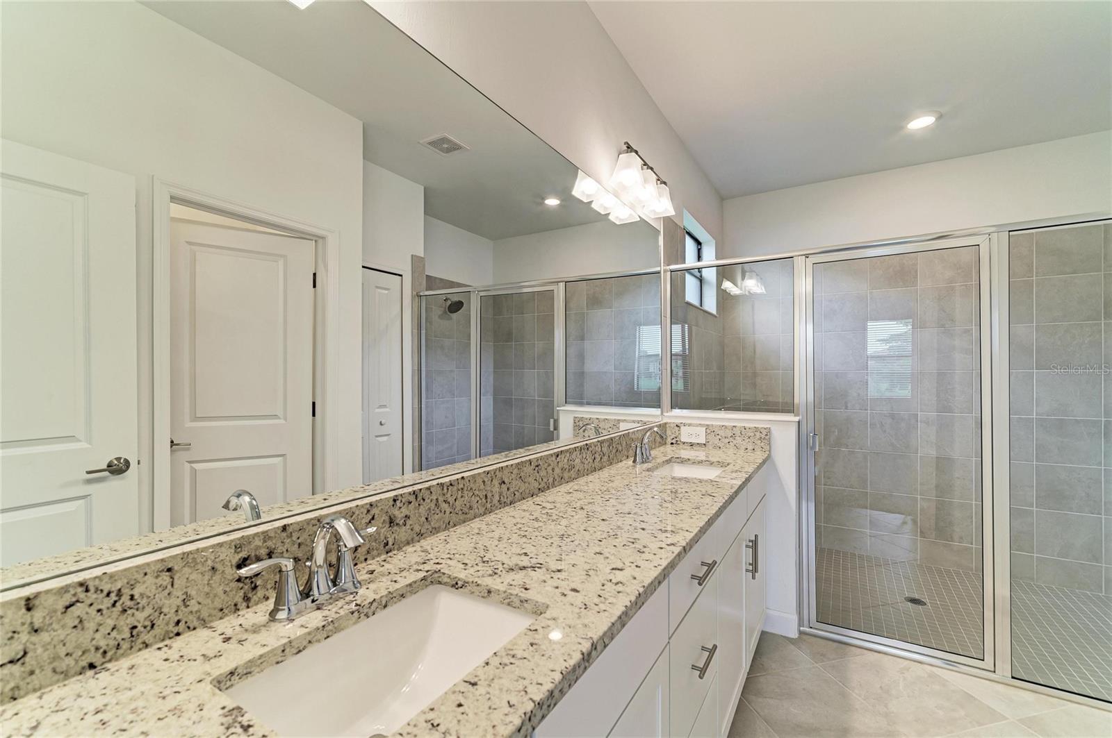 15332 SERENE SHORES LOOP — photo 35
