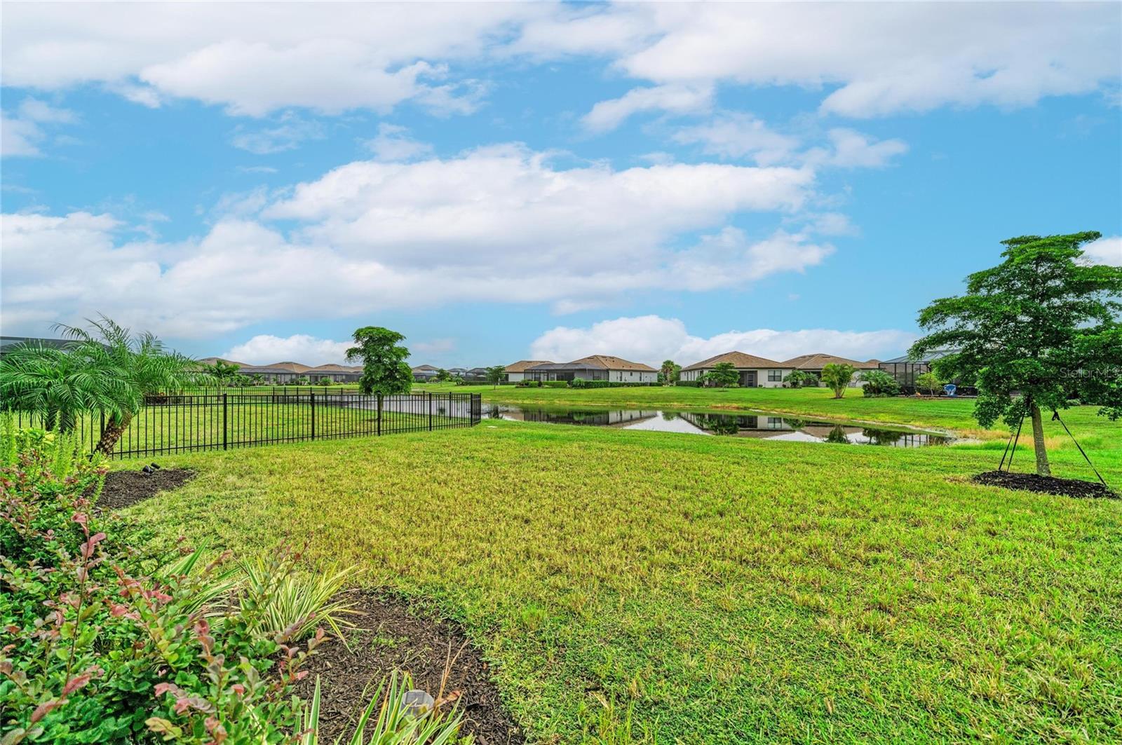 15332 SERENE SHORES LOOP — photo 48