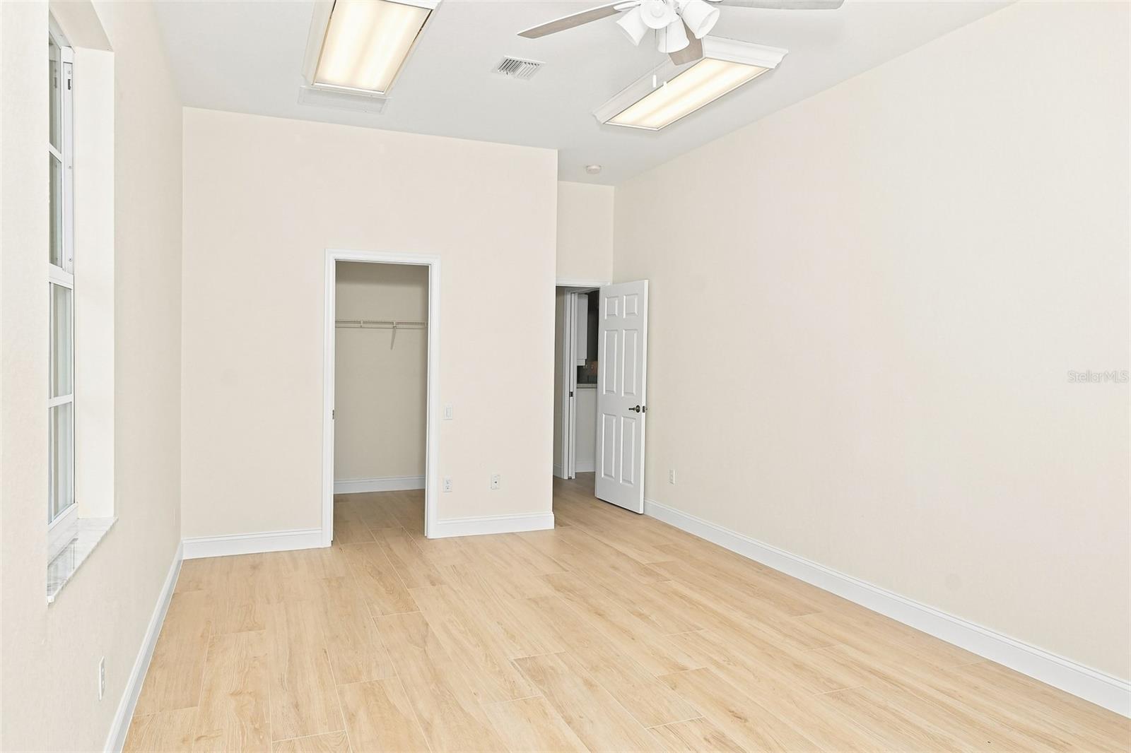 117 GRAND OAK CIR — photo 22