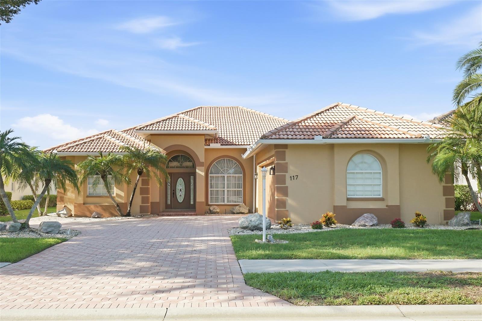 117 GRAND OAK CIR — photo 2