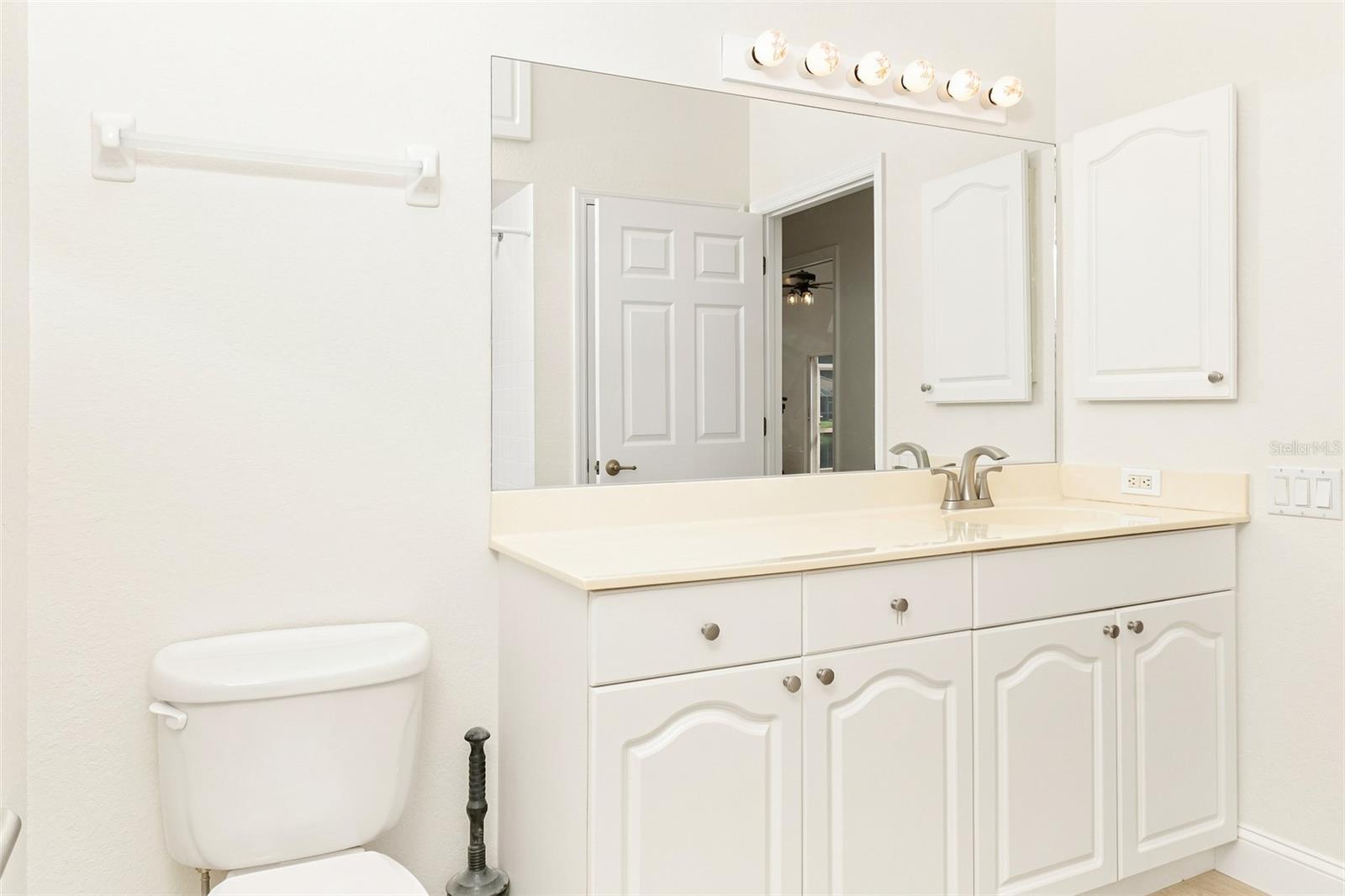 117 GRAND OAK CIR — photo 28