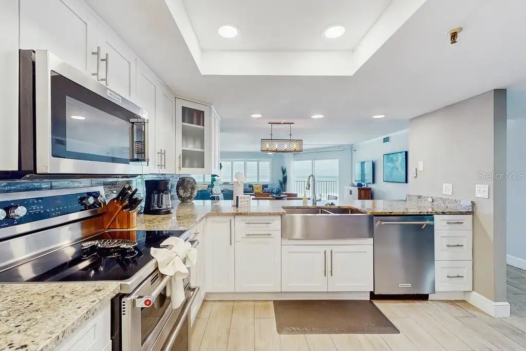 18400 GULF BLVD #1208 — photo 4