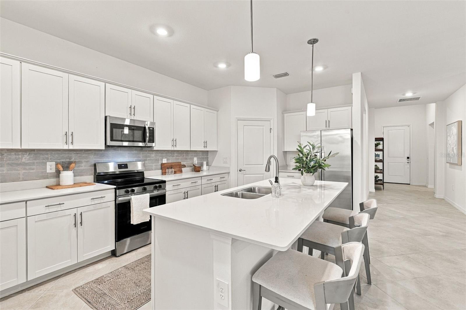 17085 LUMINOUS AVE — photo 15
