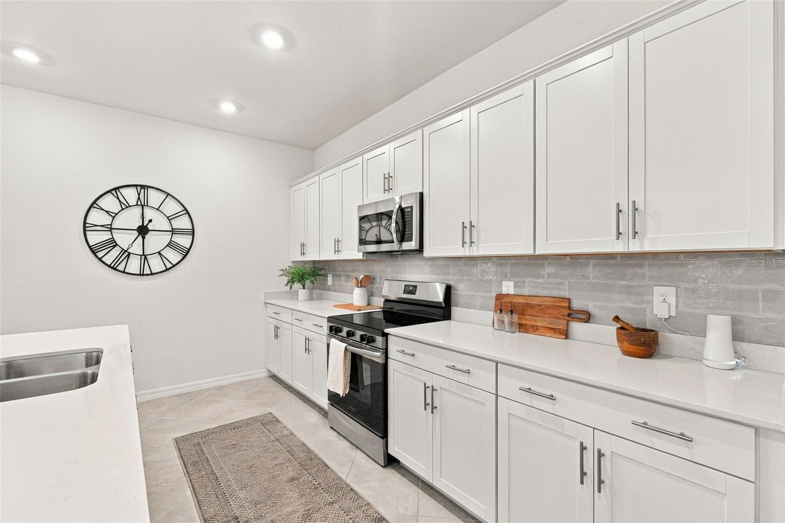 17085 LUMINOUS AVE — photo 12