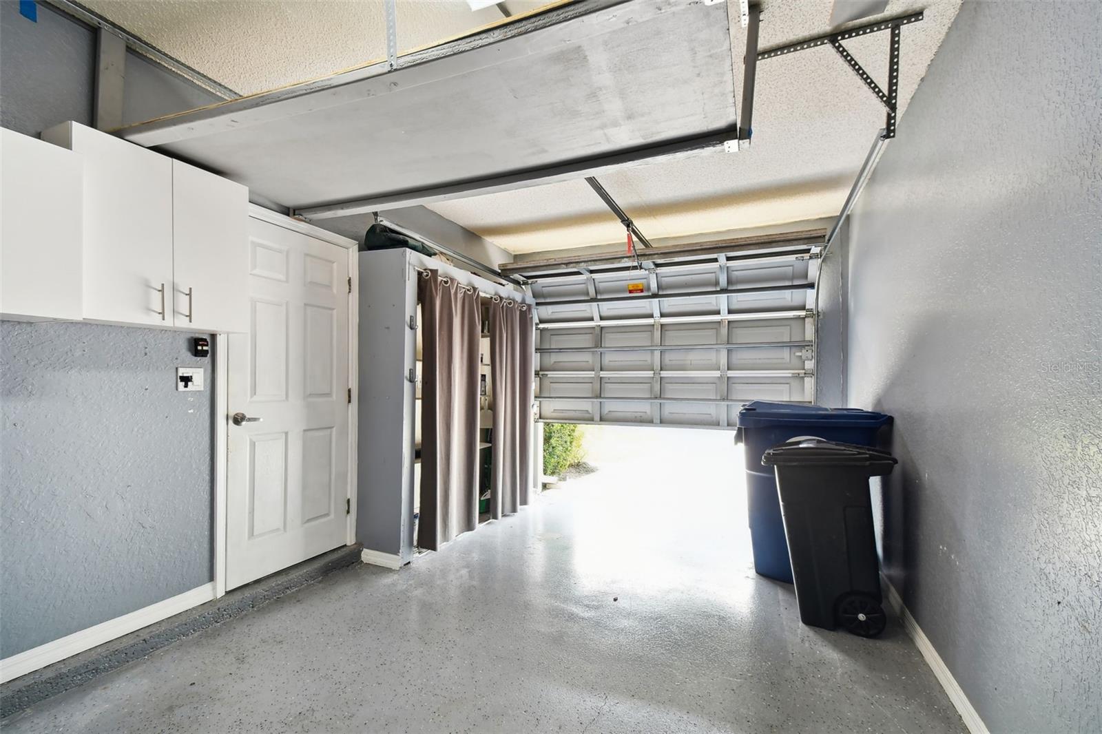 2724 HAMBLE VILLAGE LN — photo 48