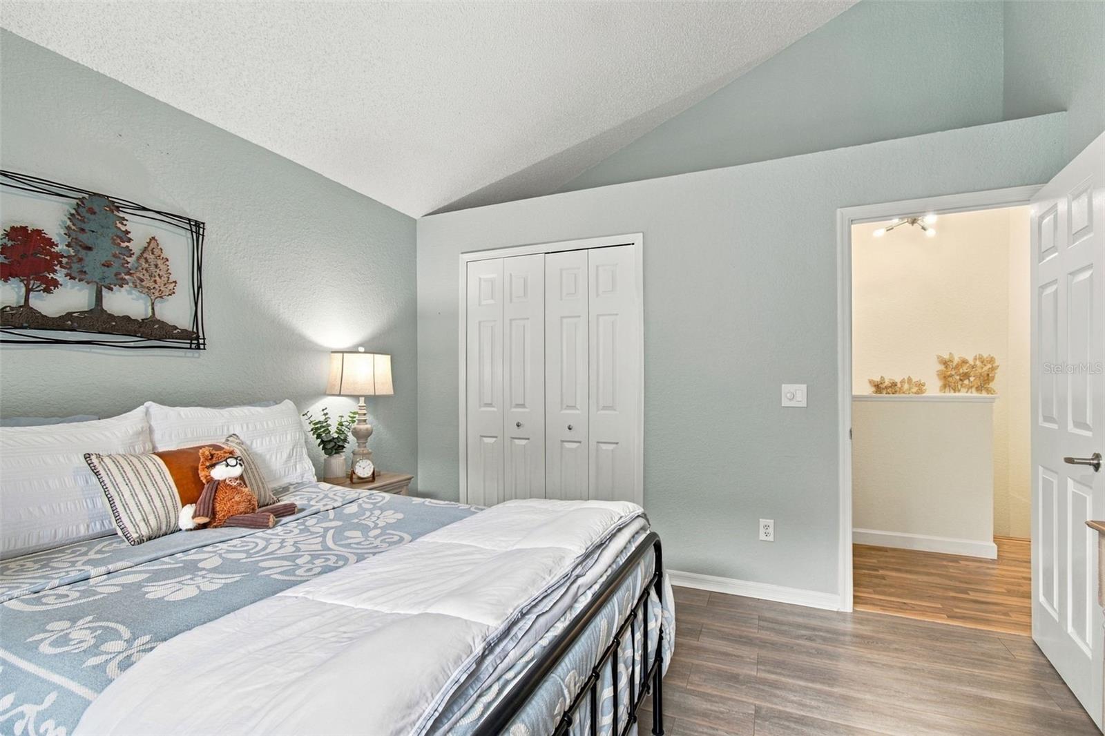 2724 HAMBLE VILLAGE LN — photo 42