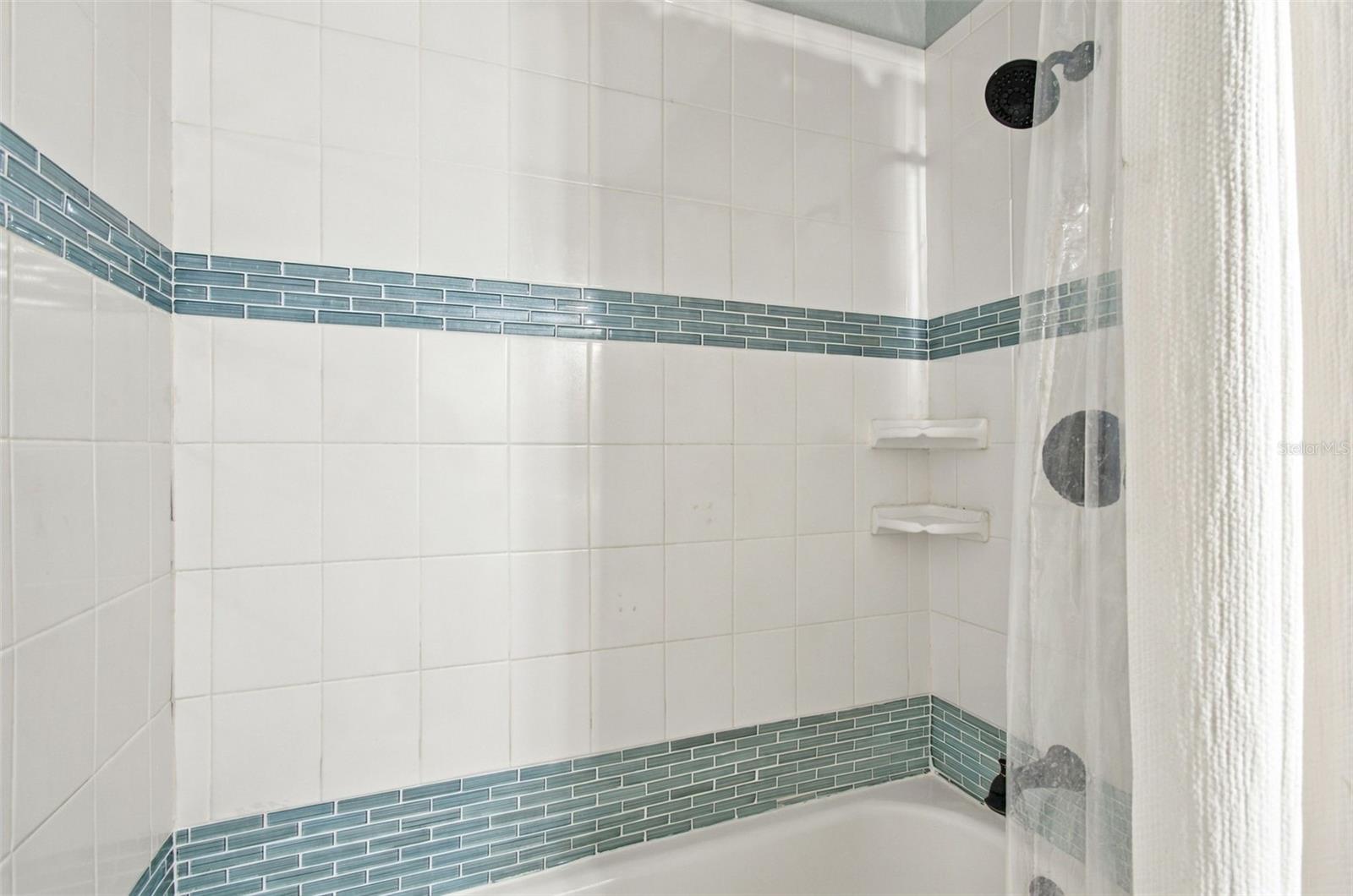 2724 HAMBLE VILLAGE LN — photo 33