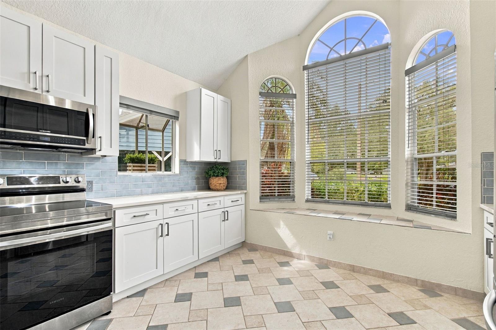 2724 HAMBLE VILLAGE LN — photo 27