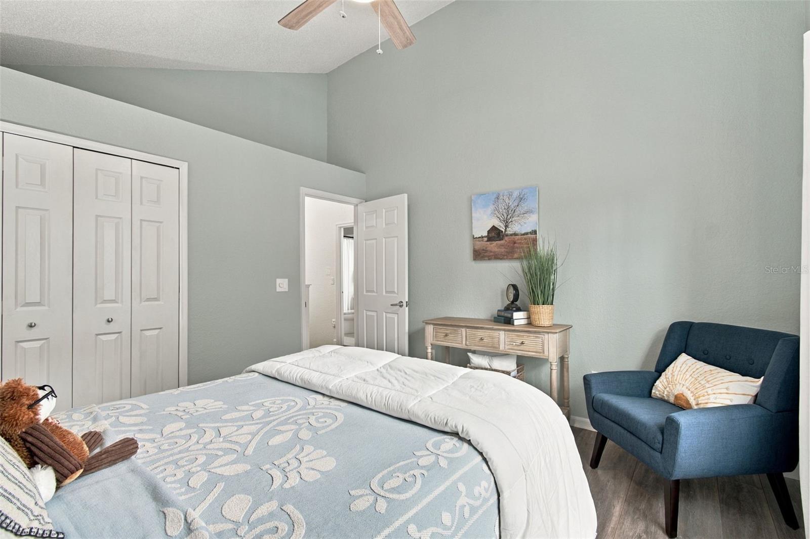 2724 HAMBLE VILLAGE LN — photo 40