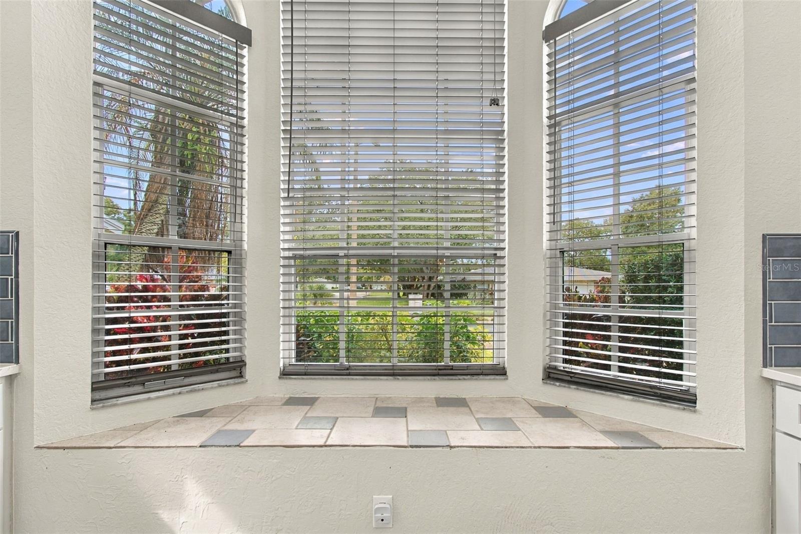2724 HAMBLE VILLAGE LN — photo 28