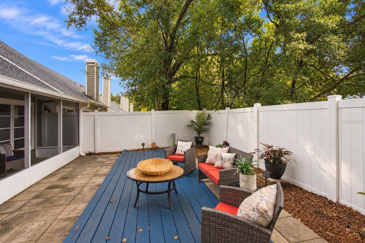 2724 HAMBLE VILLAGE LN — photo 50