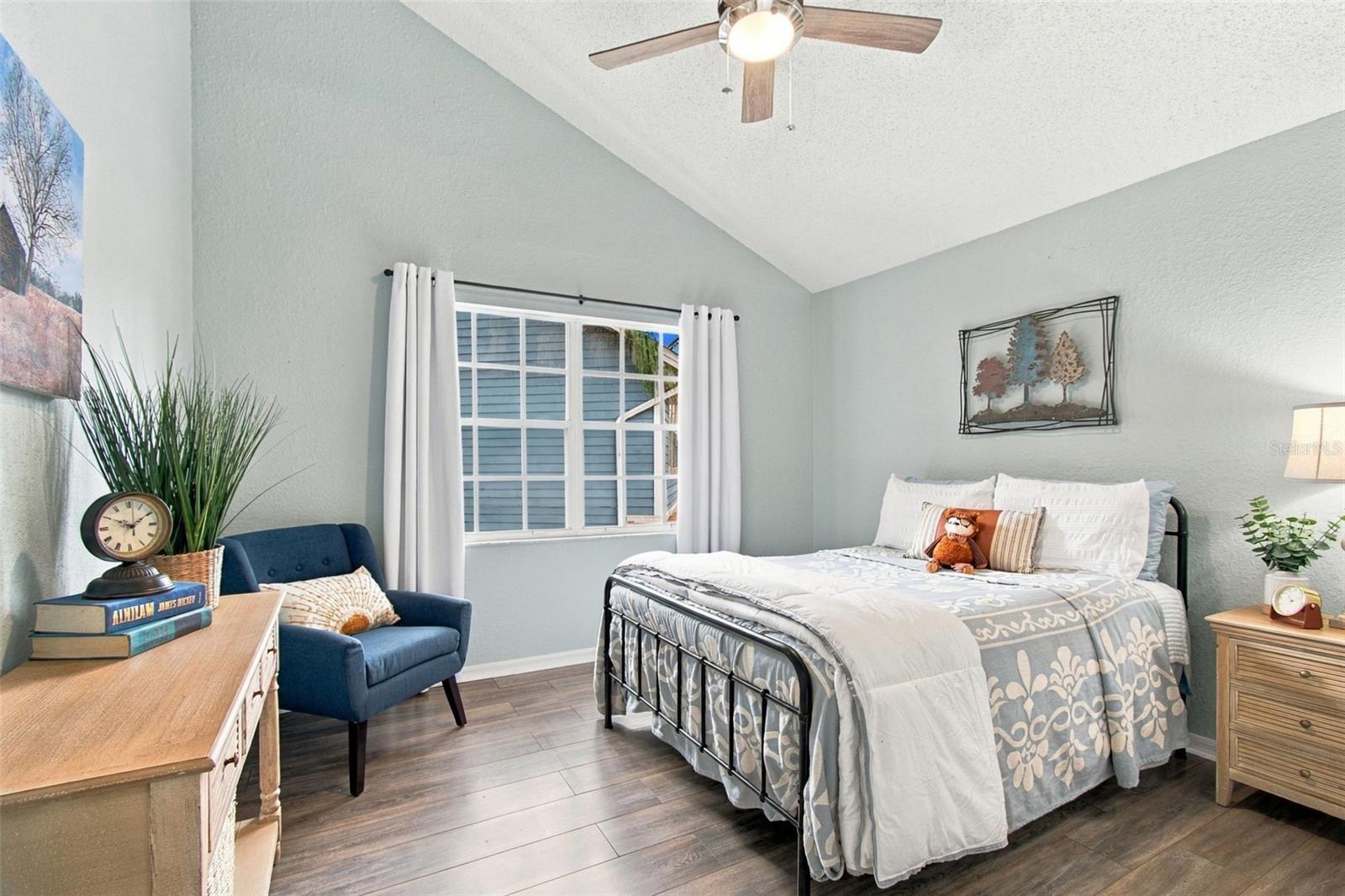2724 HAMBLE VILLAGE LN — photo 39