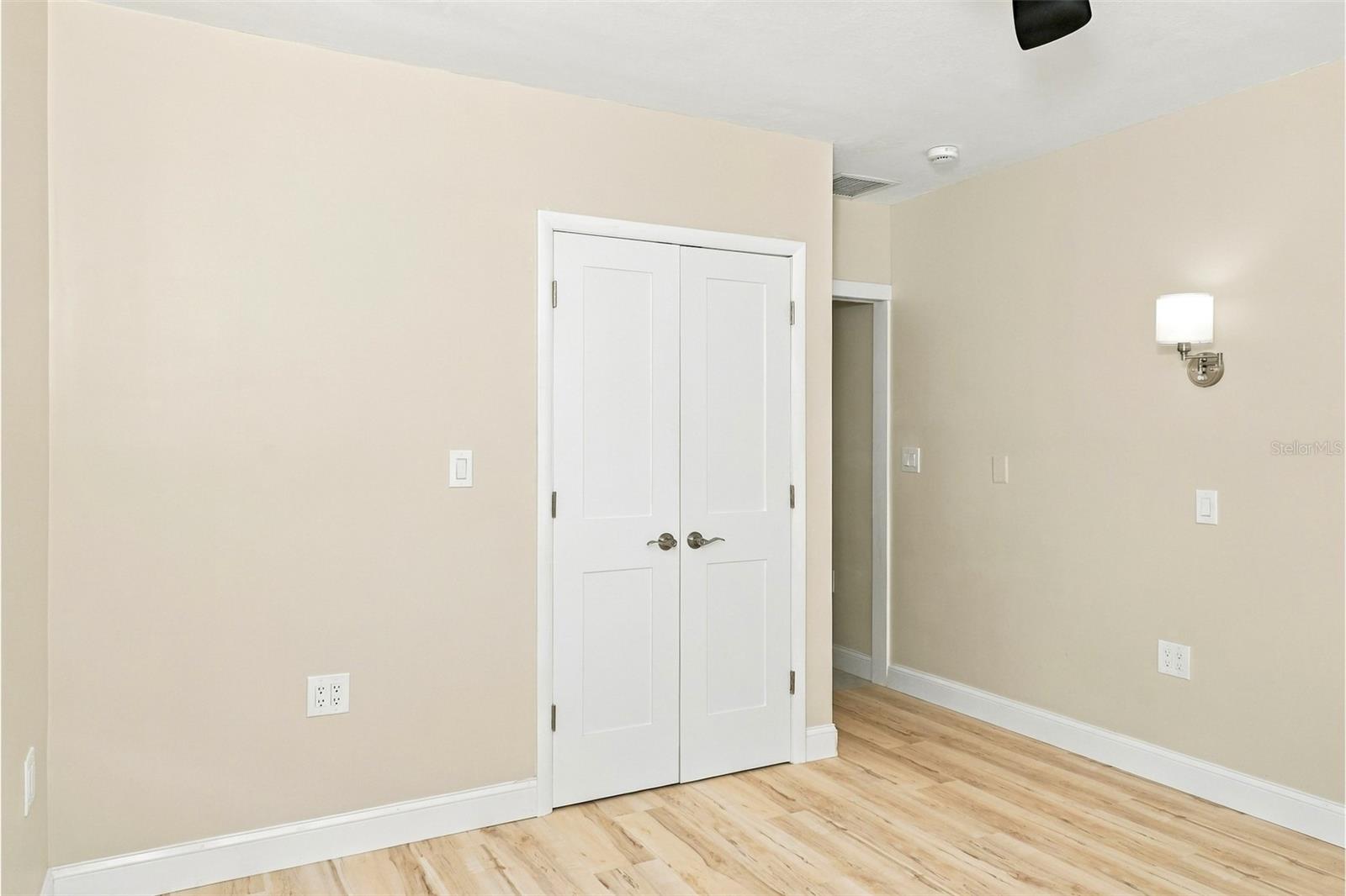 1112 KENISCO RD — photo 9