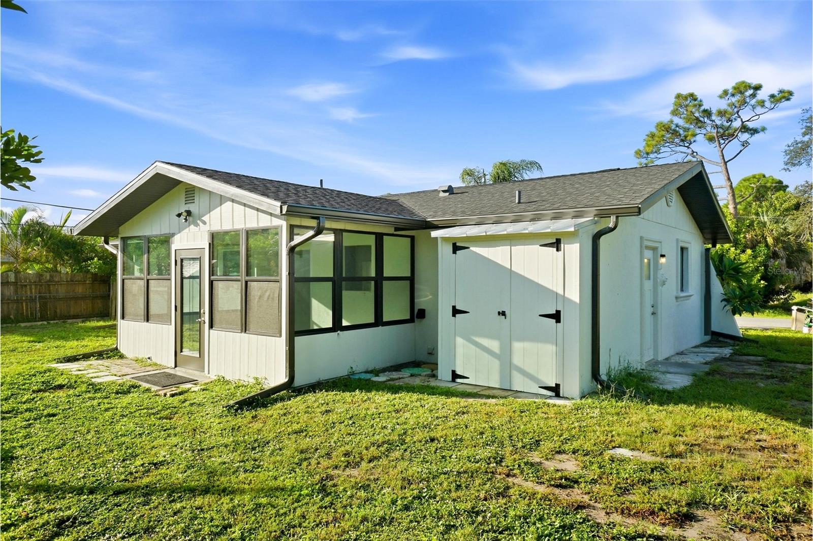 1112 KENISCO RD — photo 19