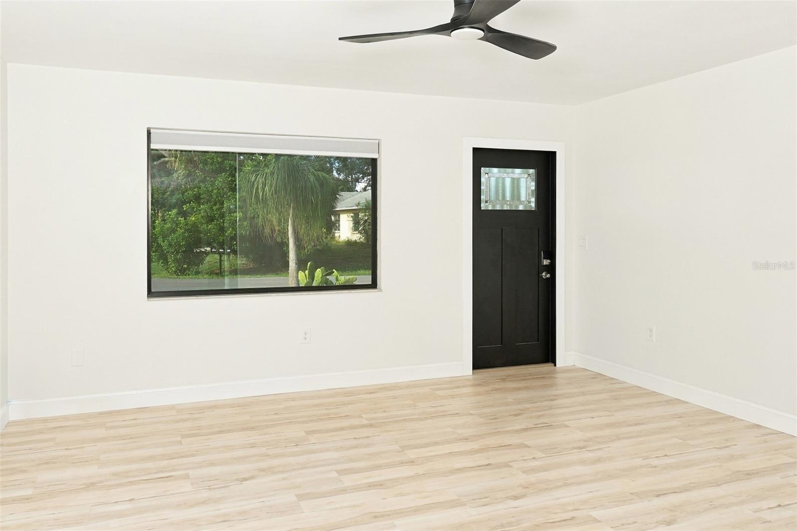 1112 KENISCO RD — photo 4