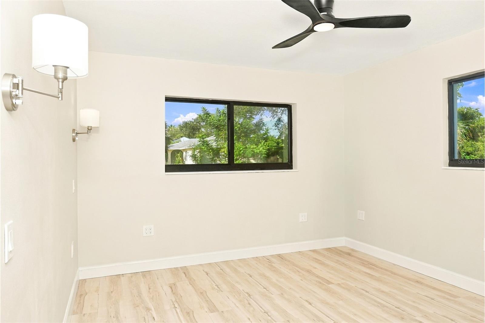 1112 KENISCO RD — photo 8