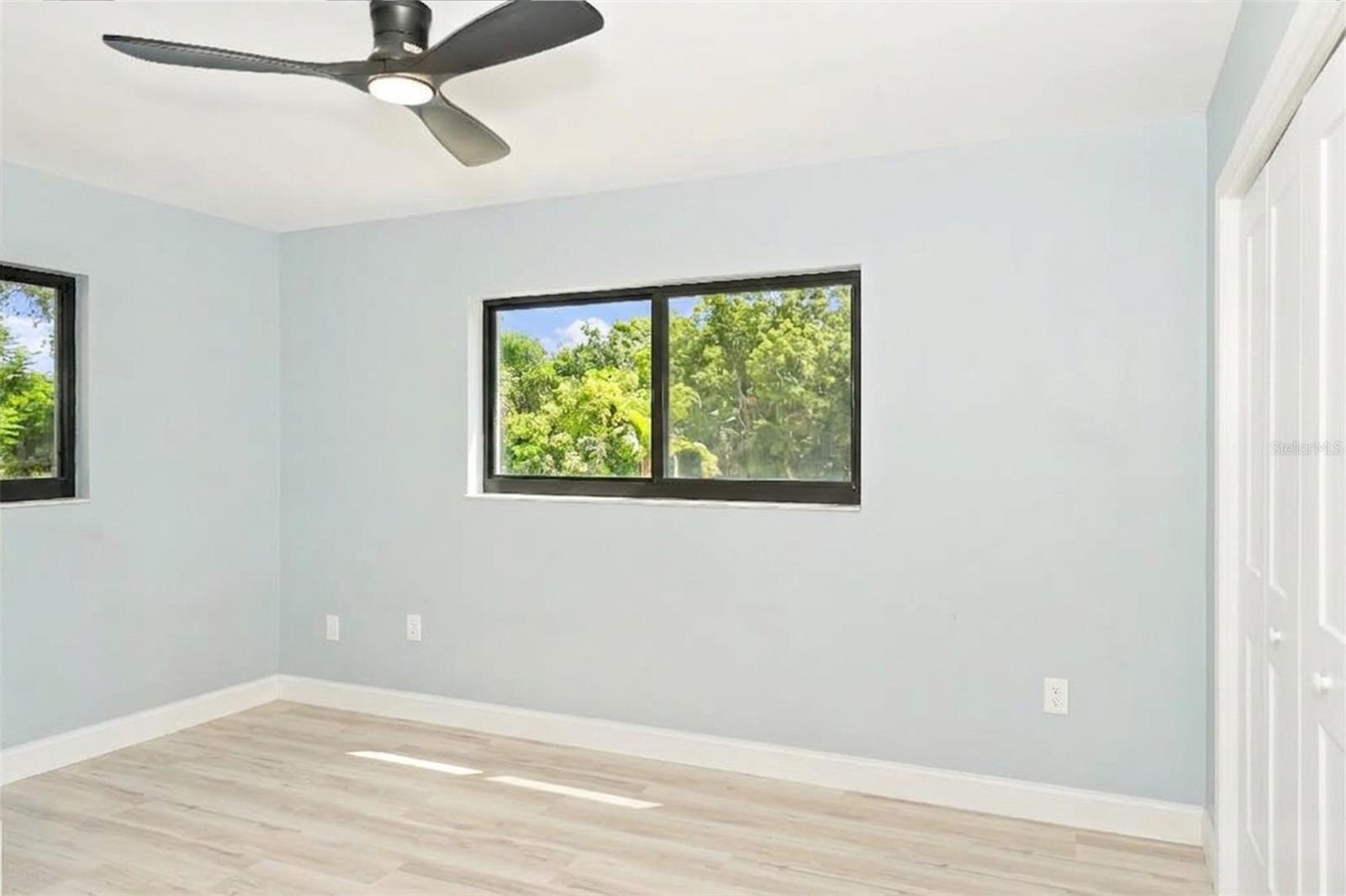 1112 KENISCO RD — photo 10