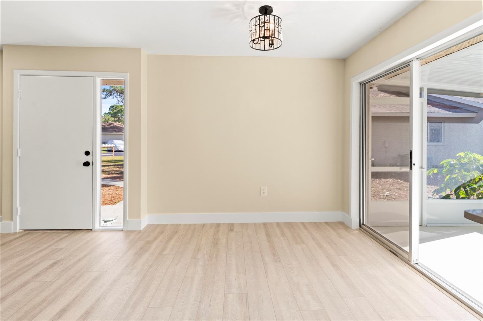 727 N JEFFERSON AVE #727 — photo 14