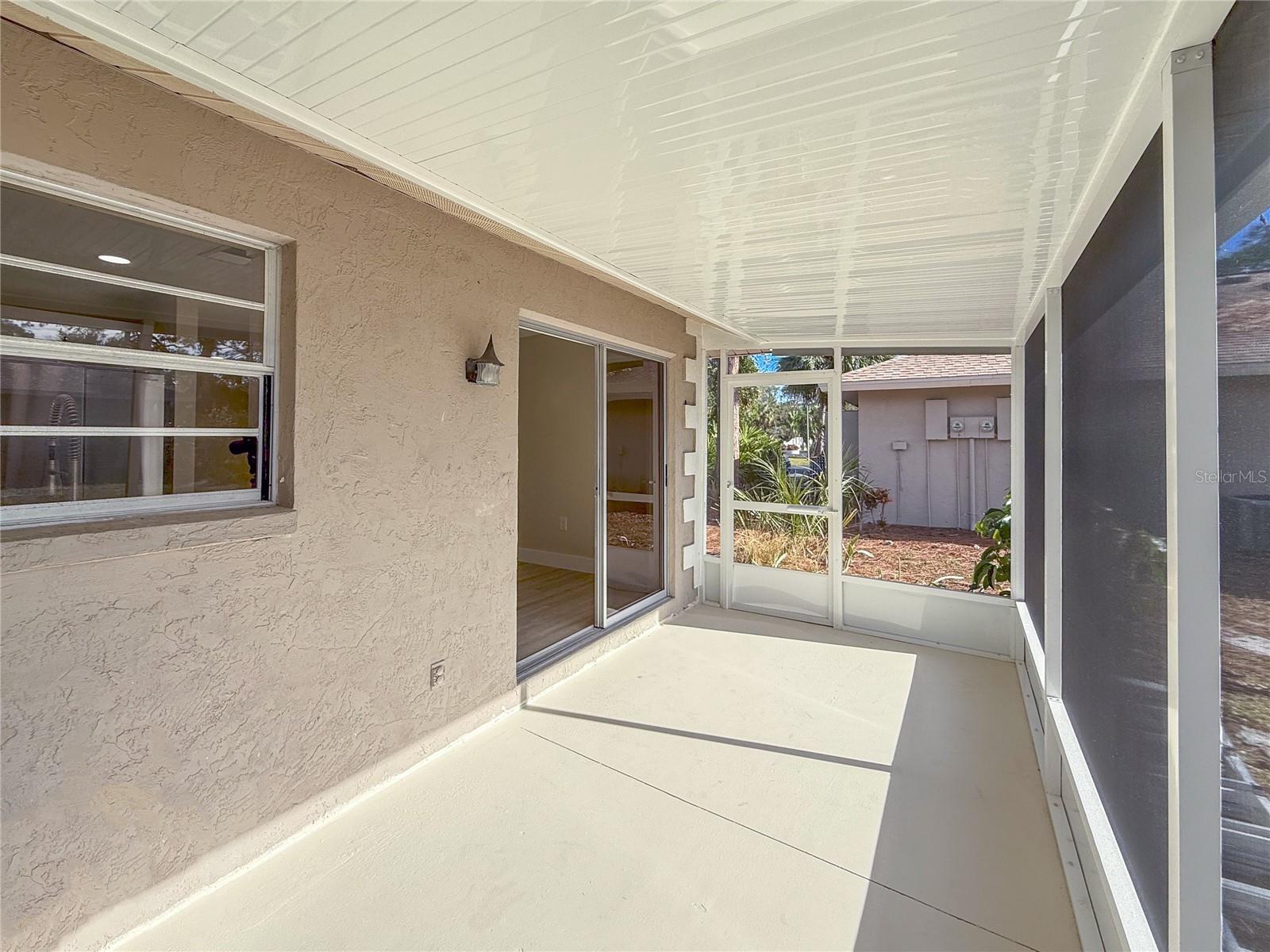 727 N JEFFERSON AVE #727 — photo 34