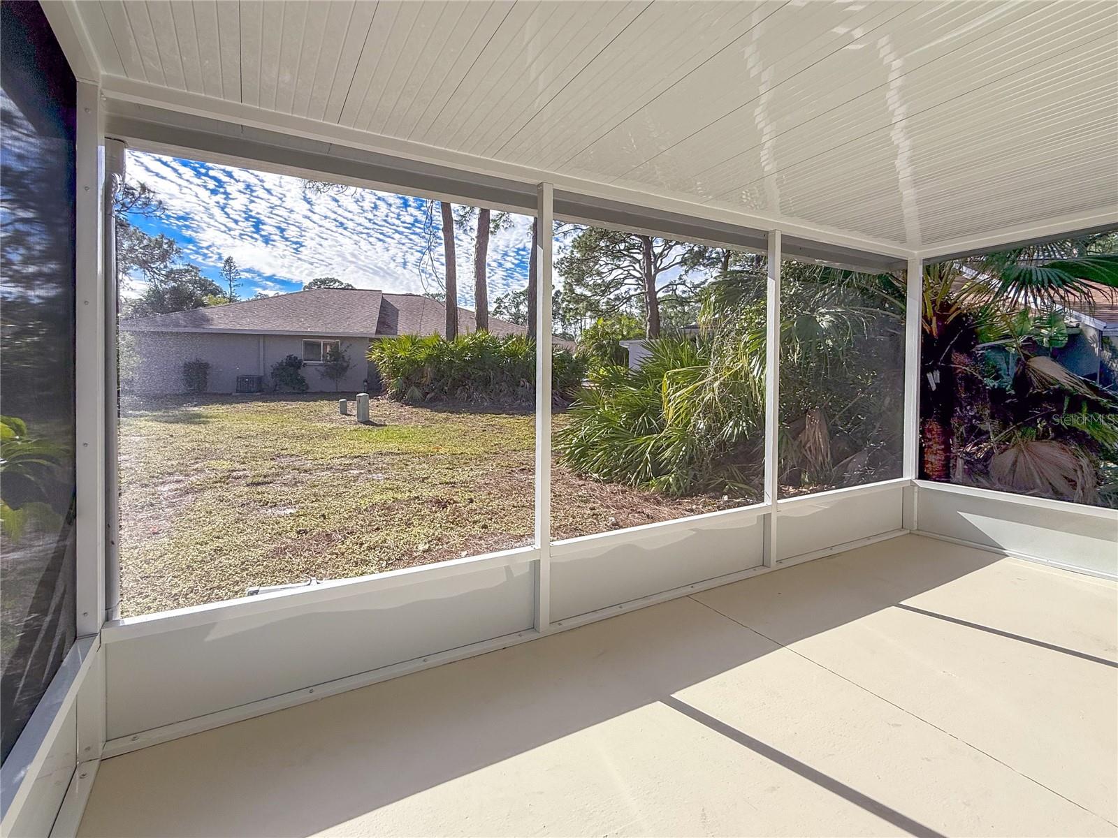 727 N JEFFERSON AVE #727 — photo 33
