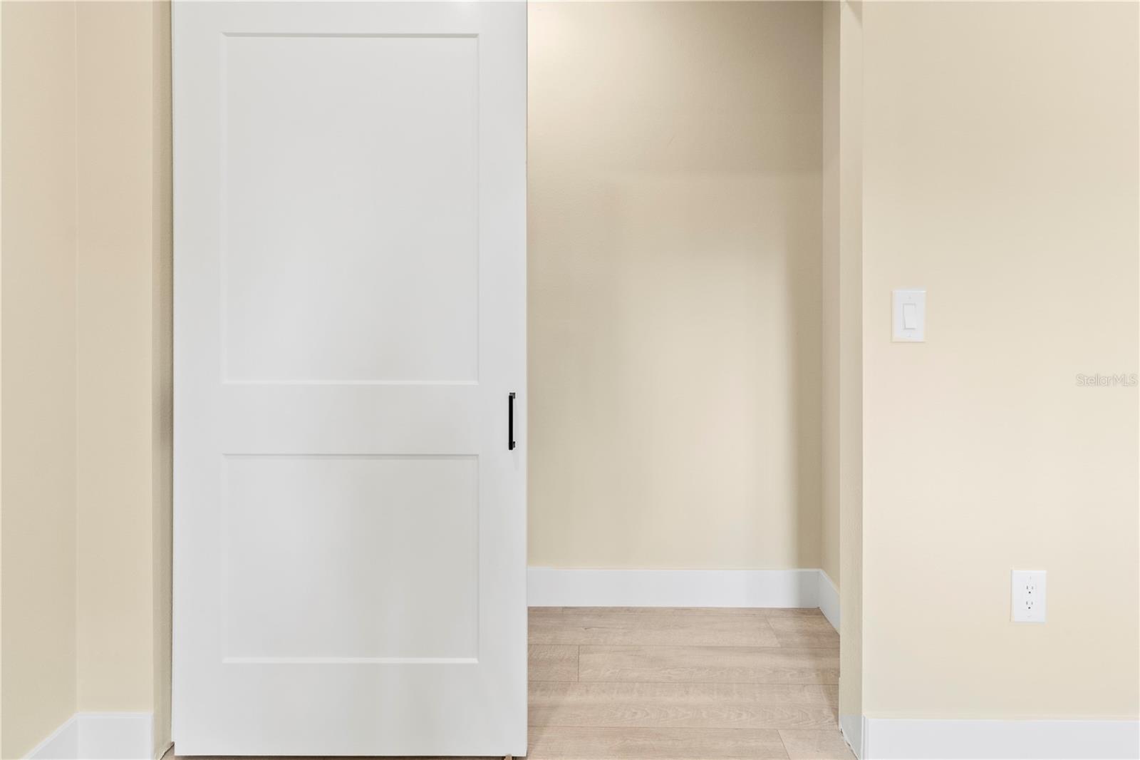 727 N JEFFERSON AVE #727 — photo 27