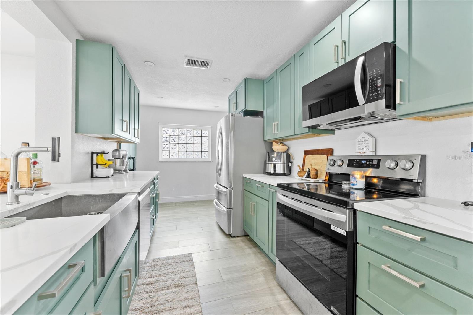 1704 HIBISCUS CIR S — photo 13