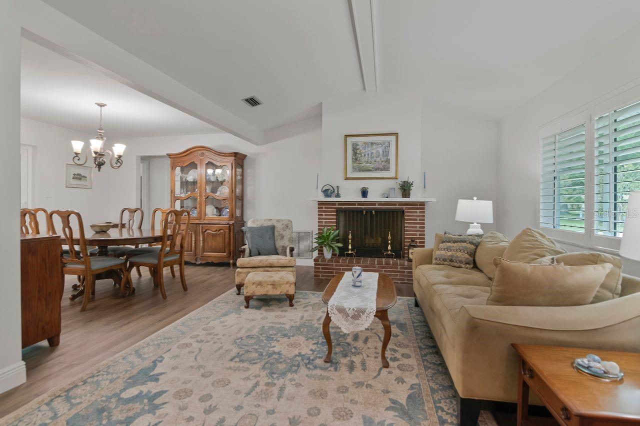 1113 GLENMOOR CT — photo 4