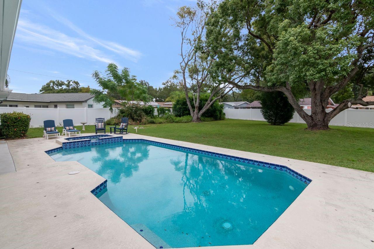 1113 GLENMOOR CT — photo 30