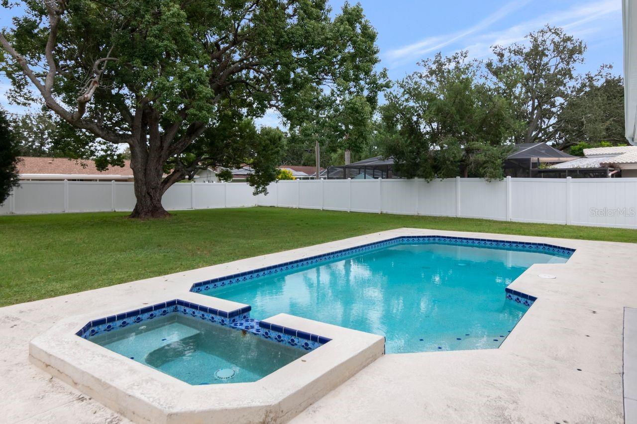 1113 GLENMOOR CT — photo 29