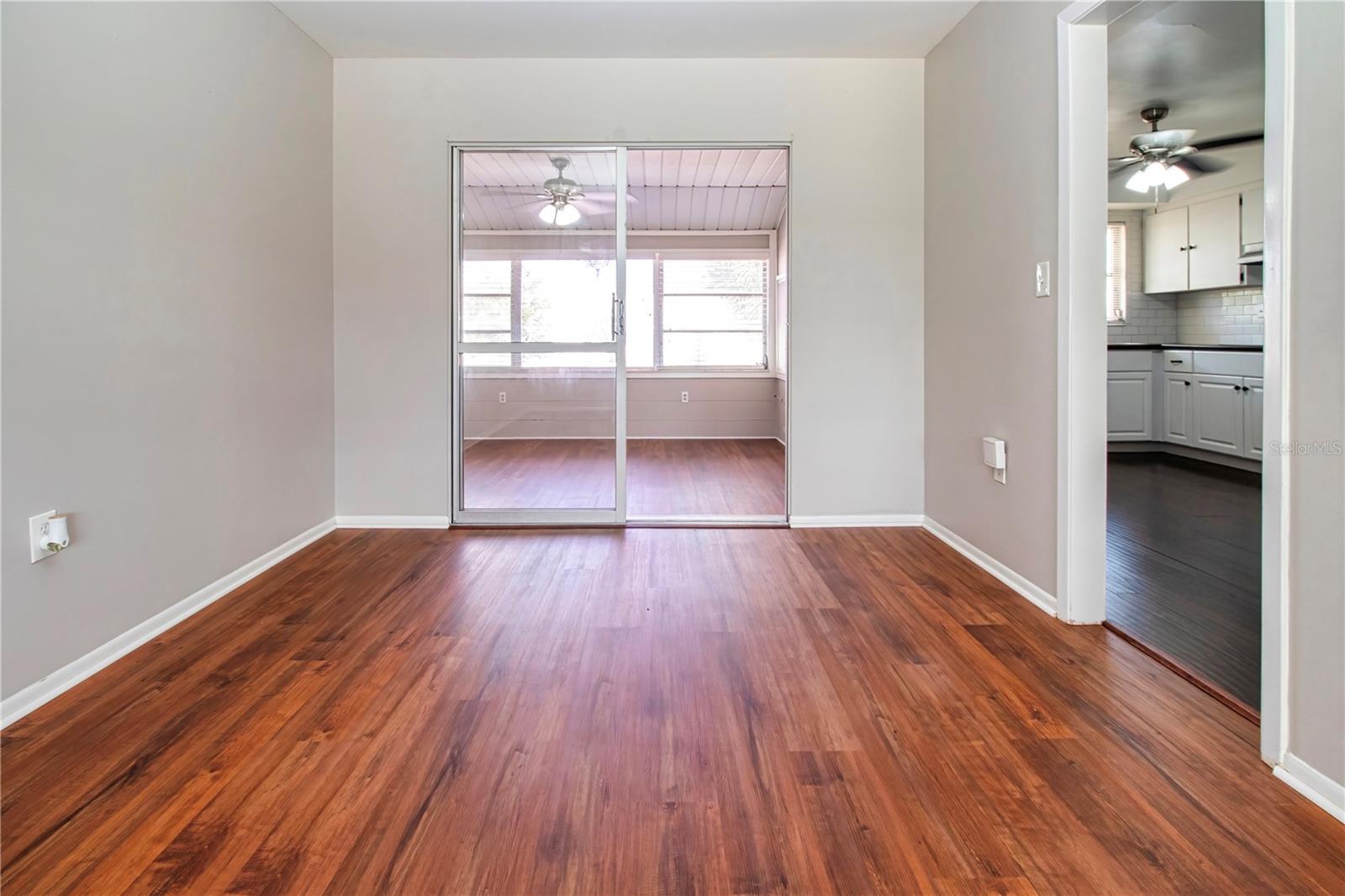 1507 N LAKE DR — photo 11