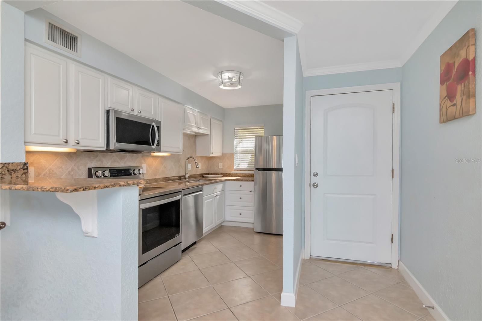 2675 ST JOSEPHS DR E #B — photo 10