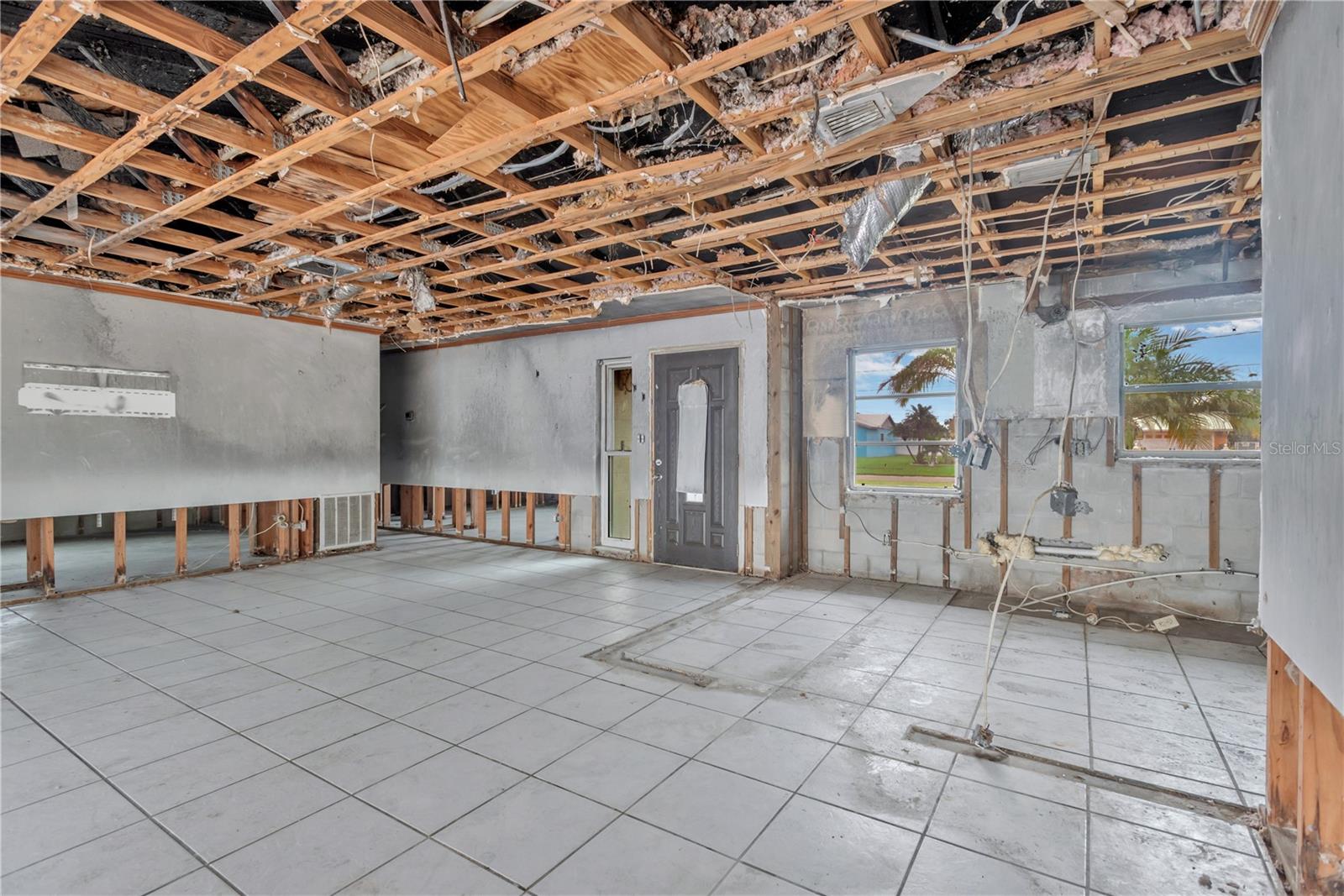 6320 FAIRWAY BLVD — photo 6