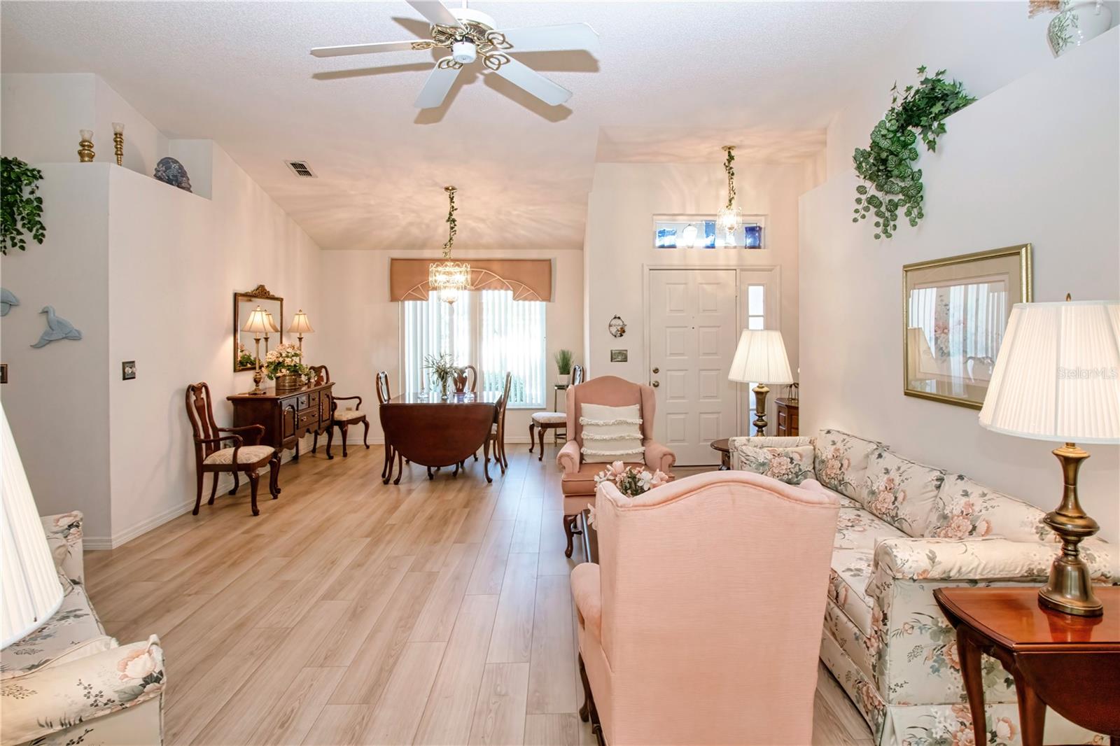2035 PRESTANCIA LN — photo 15