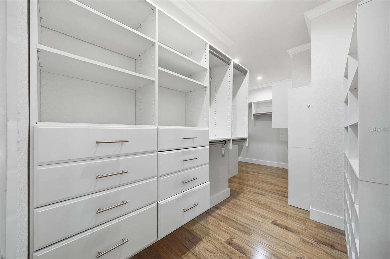 4835 W BAY VILLA AVE — photo 39