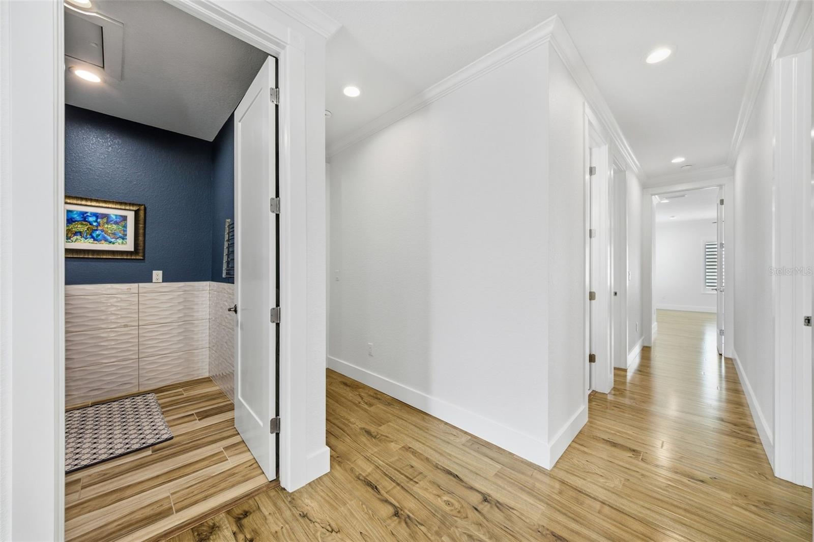 4835 W BAY VILLA AVE — photo 11