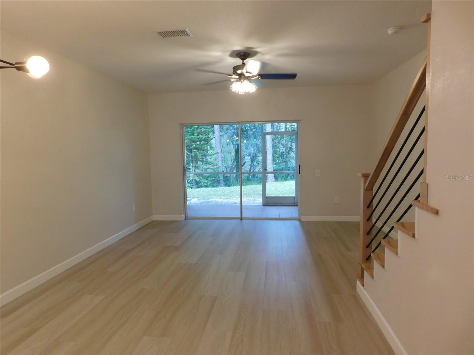 8660 HUNTERS KEY CIR — photo 9